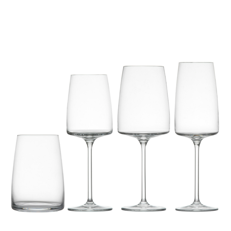 Glassware : CRYSTAL GLASSWARE  Après Event Décor and Tent Rental