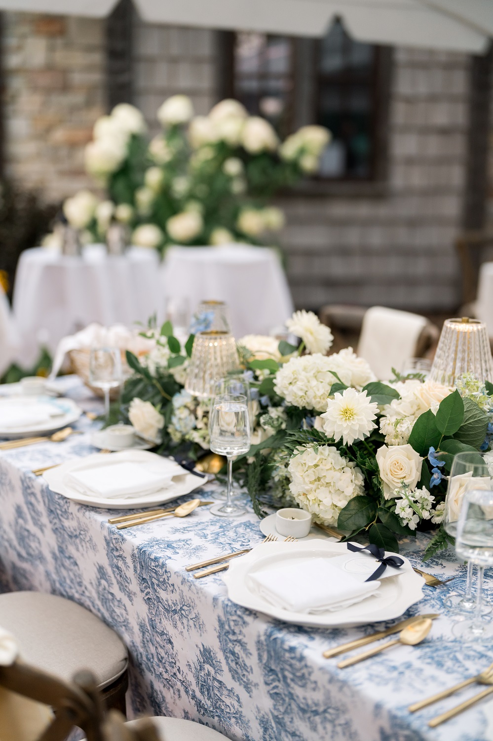 LINEN : Blue Toile | Après Event Décor and Tent Rental
