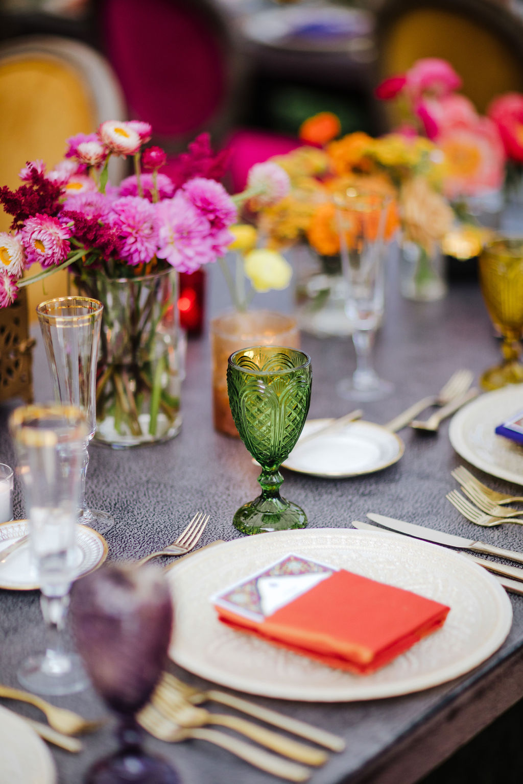 Glassware : Emerald Green Velvet  Après Event Décor and Tent Rental