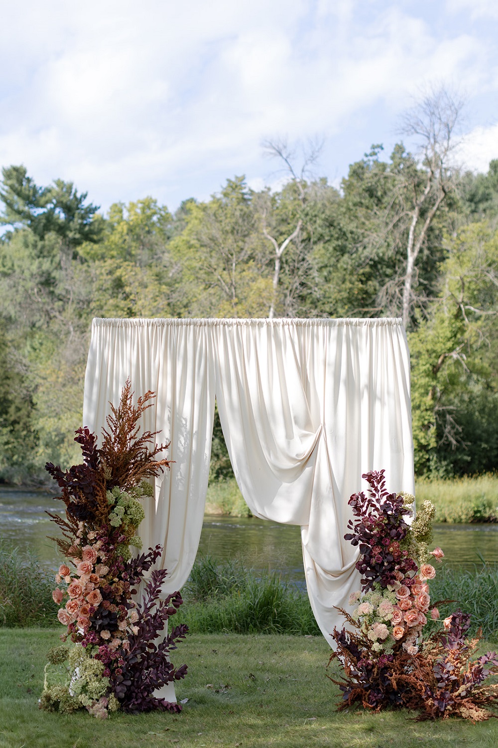 Fabric & Hardware Kit : Havana Ivory Pipe & Drape | Après Event Décor ...